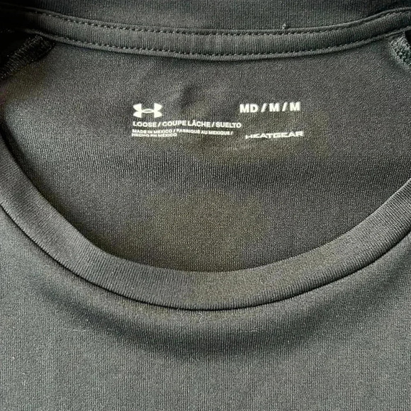 Under Armour Shirt Black Three Quarter Sleeve Moisture Wicking Shirt Size Medium - Picture 5 of 7